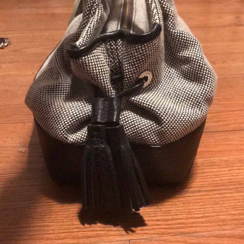Large Kate Spade Purse - Picture 2 of 3